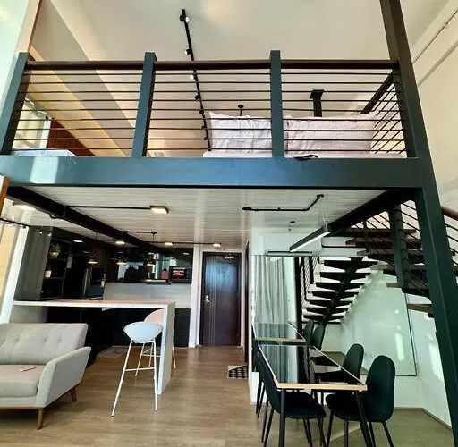 Appartement Spacious Loft Type Unit In